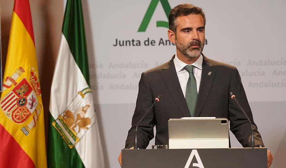 Fernández-Pacheco expone la creación de una Mesa Andaluza de Economía Azul para su estrategia EA2